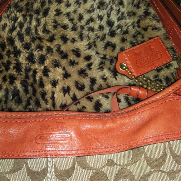 Coach purse - Picture 5 of 6